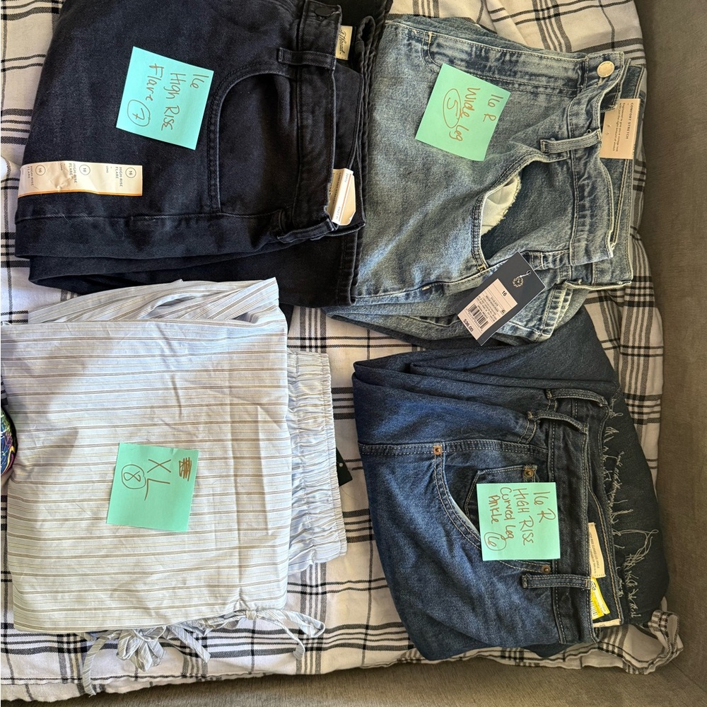 Assorted Pants Collection - Picture 3 of 4